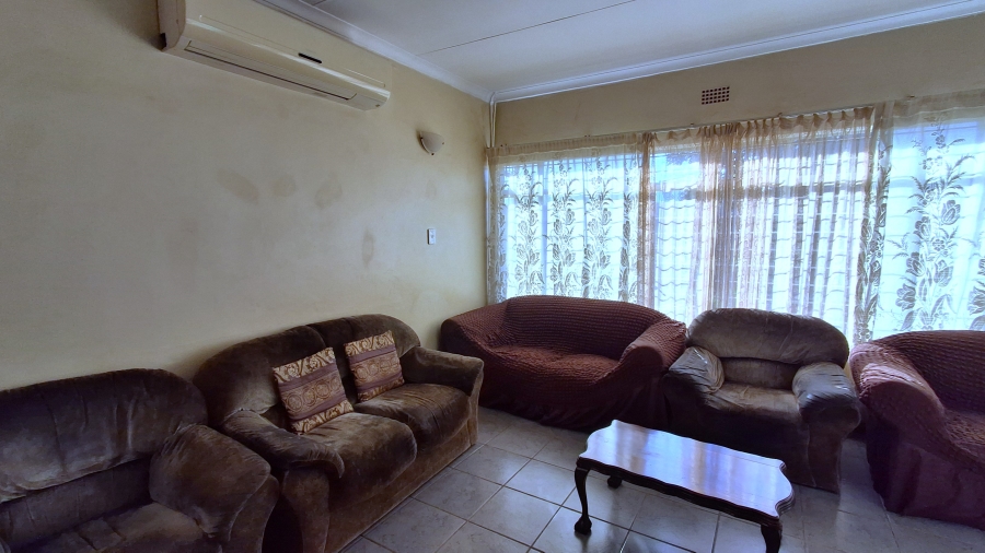 4 Bedroom Property for Sale in Protea Park North West